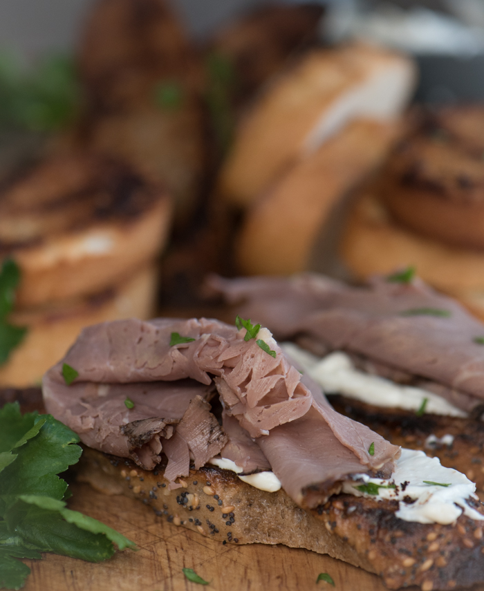 Roast Beef Bruschetta - rub a little garlic on toast, maybe add some horseradish, cream cheese and BOOM! | The Recipe Wench
