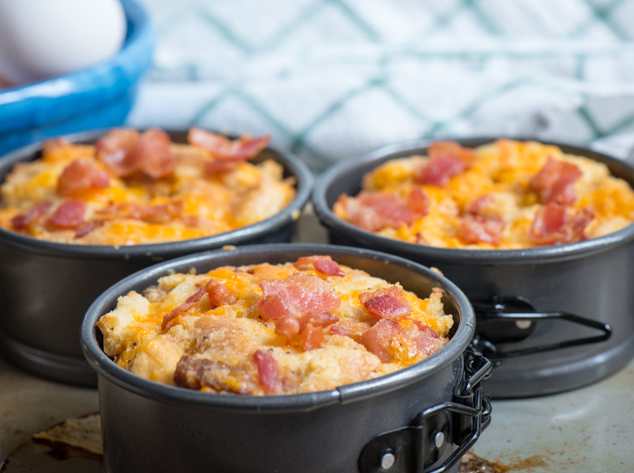 You probably already have everything you need to whip up this Easy Breakfast Casserole! | The Recipe Wench