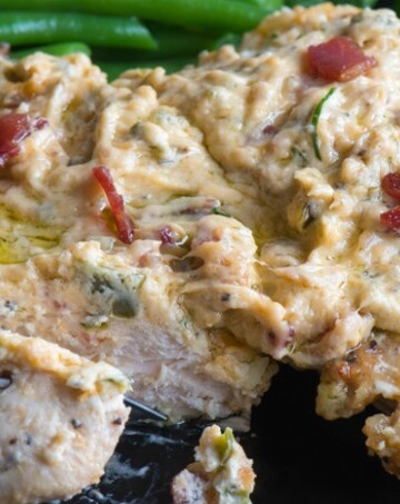 Rich, cheesy jalapeno popper chicken. Don't forget the bacon! - Enjoy! | The Recipe Wench